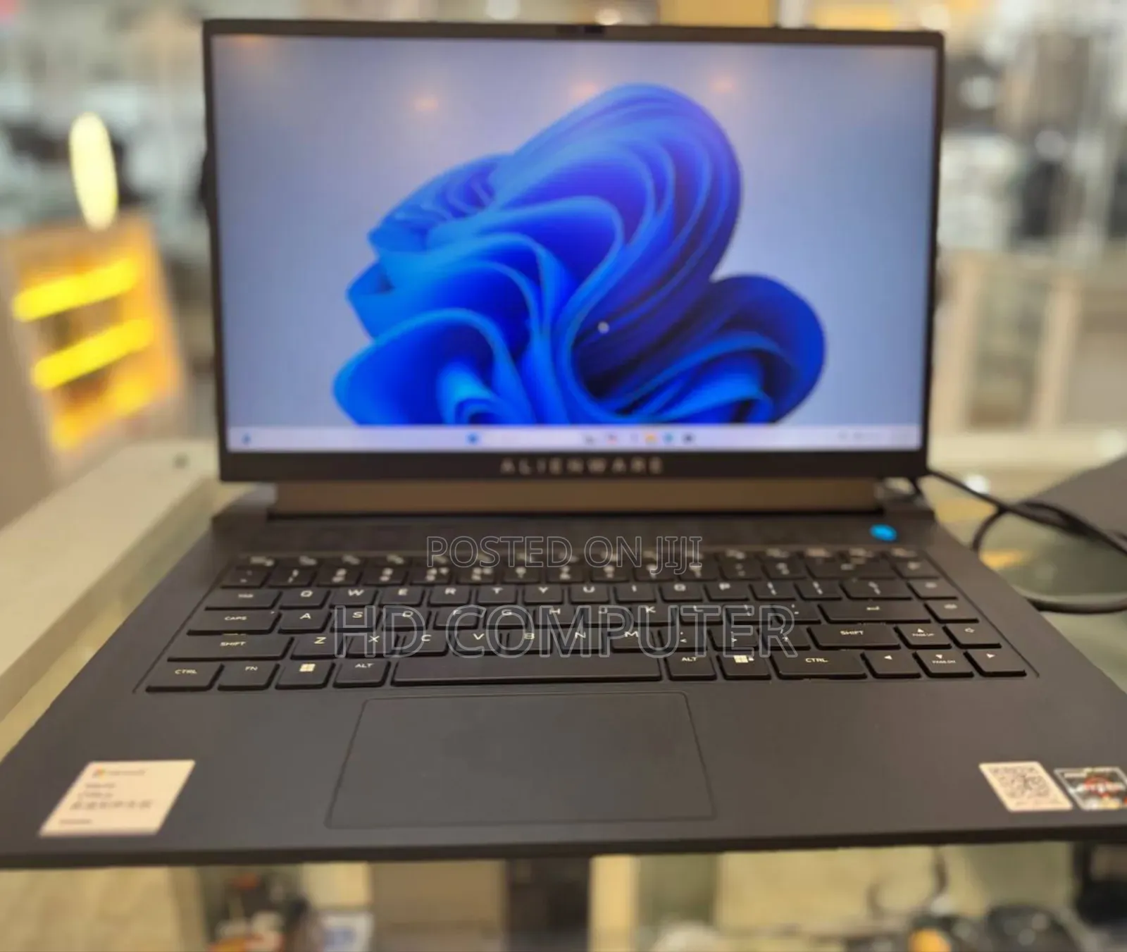 New Laptop Alienware M17x R2 16GB AMD Ryzen 7 SSD 512GB