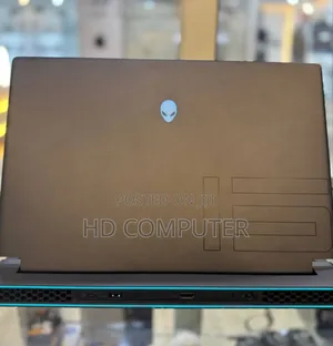 New Laptop Alienware M17x R2 16GB AMD Ryzen 7 SSD 512GB