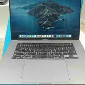 New Laptop Apple MacBook Pro 2019 16GB Intel Core I7 SSD 512GB