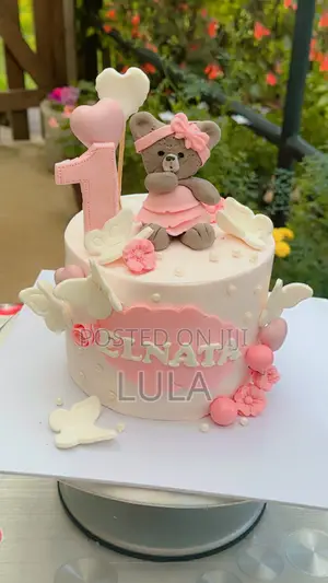 Photo - Birthday Cake Fresh and Tasty