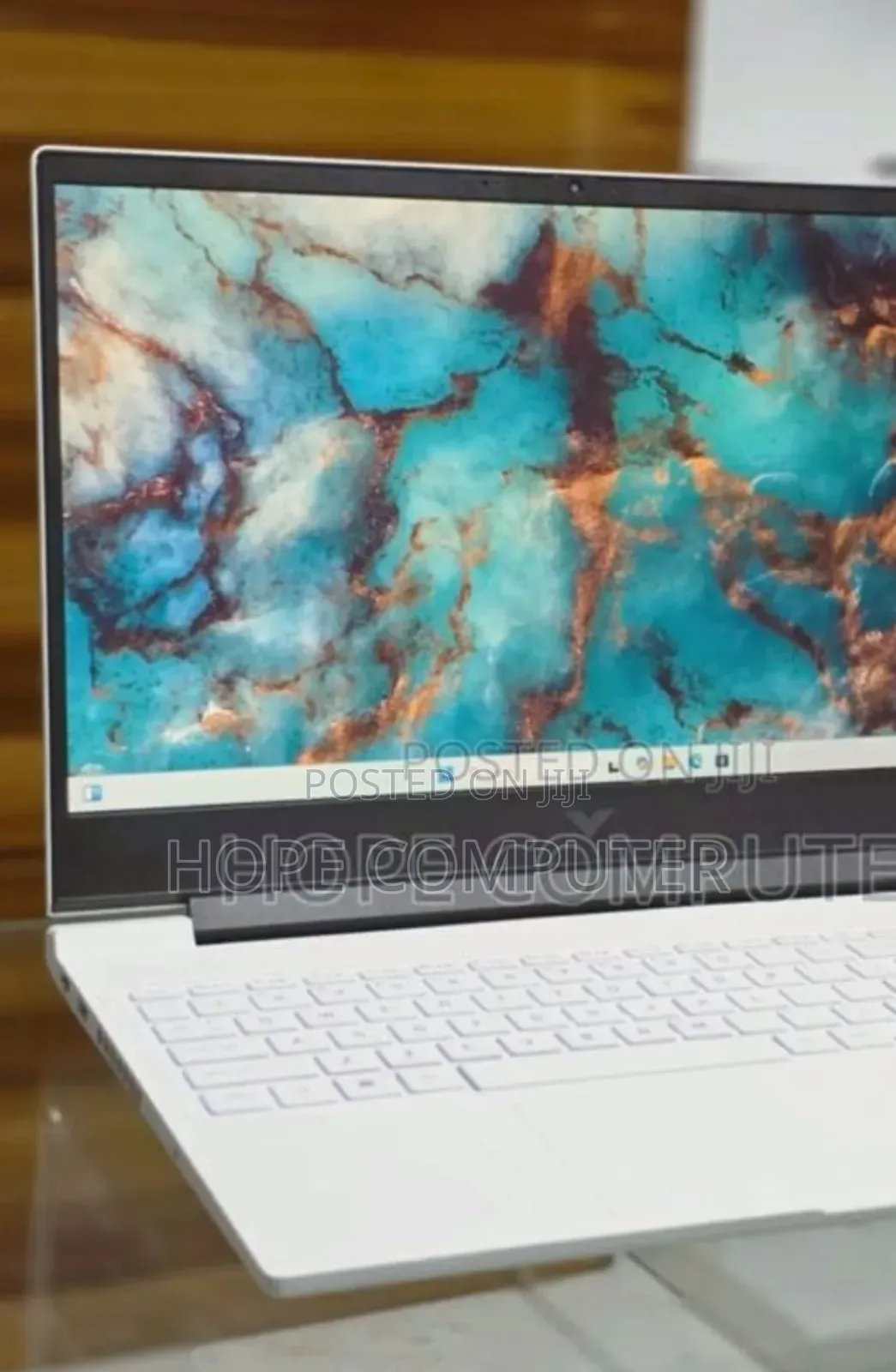 New Laptop HP Victus 16 16GB AMD Ryzen 7 SSD 1T