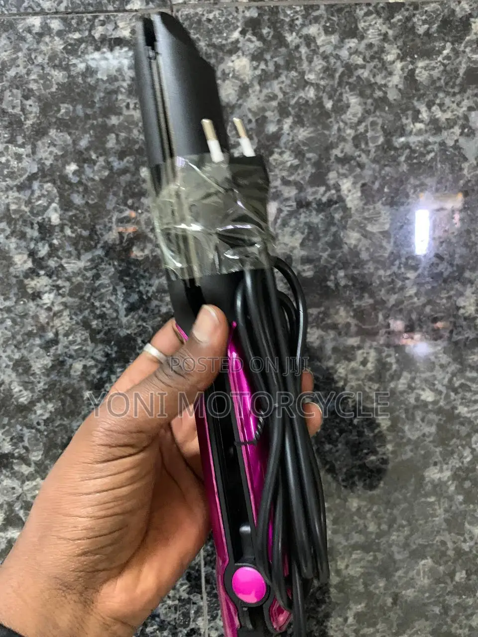 Paystra01paystra02paystra