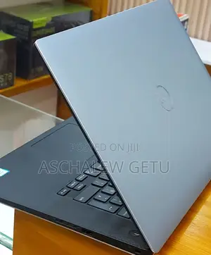 Photo - New Laptop Dell XPS 15 16GB Intel Core I7 SSD 512GB