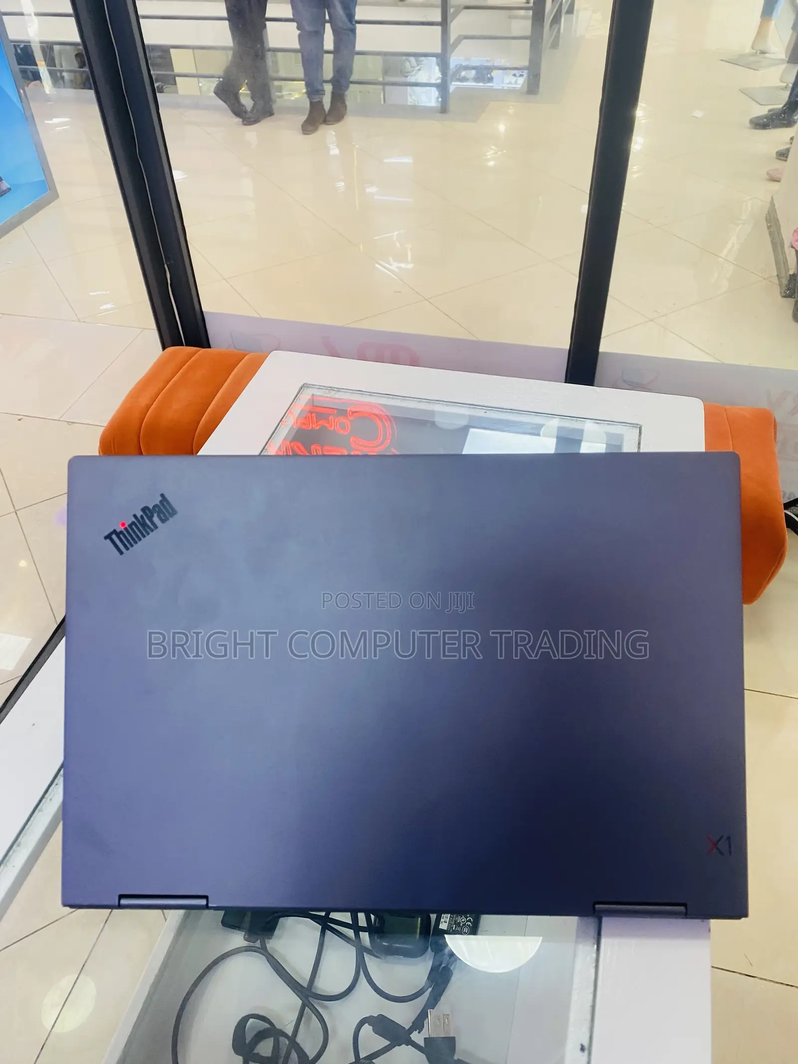 New Laptop Lenovo ThinkPad Yoga 16GB Intel Core I7 SSD 512GB