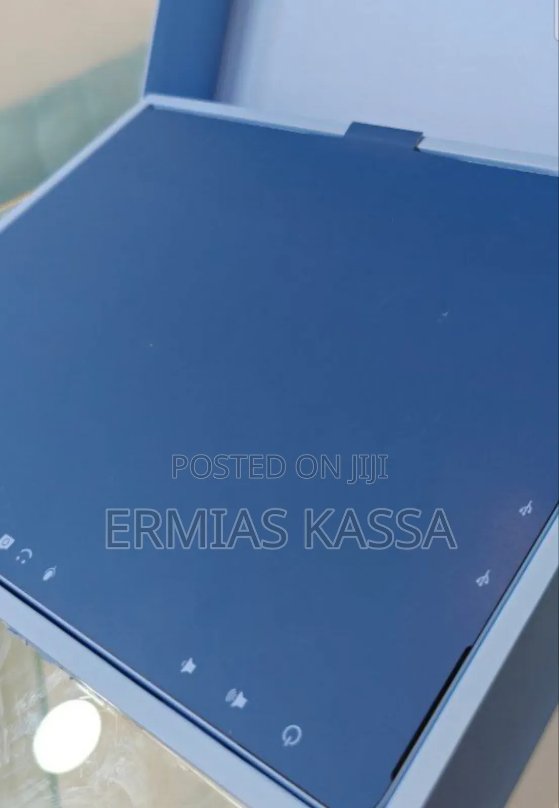 New Microsoft Surface Pro 11th Edition, a Copilot+ PC 16GB SSD 512GB