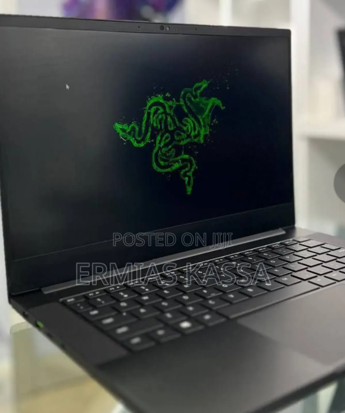 New Laptop Razer Blade Advanced 16GB AMD Ryzen 9 SSD 1T