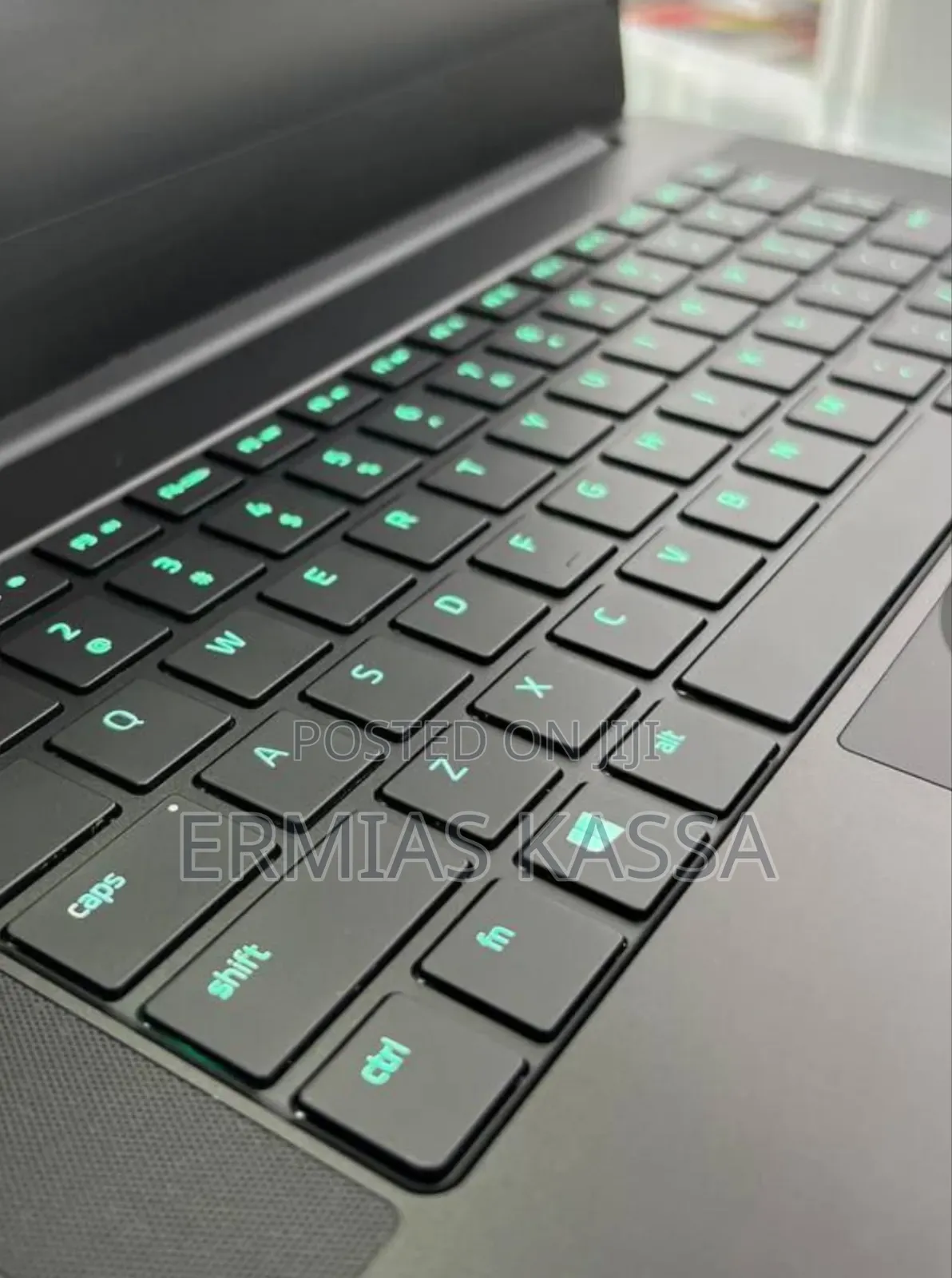New Laptop Razer Blade Advanced 16GB AMD Ryzen 9 SSD 1T