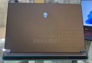 Photo - New Laptop Alienware M15 R3 16GB AMD Ryzen 5 SSD 512GB