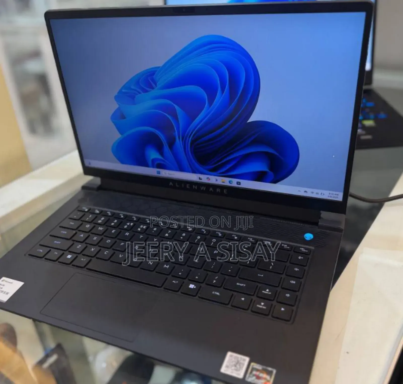 New Laptop Alienware M15 R3 16GB AMD Ryzen 5 SSD 512GB