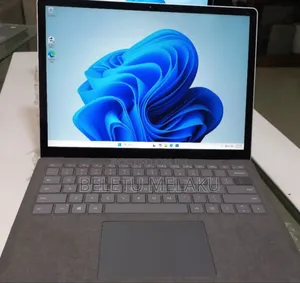 New Laptop Microsoft Surface Laptop 4 16GB Intel Core I7 SSD 512GB