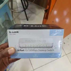 Photo - Dlink 8 Port Switch