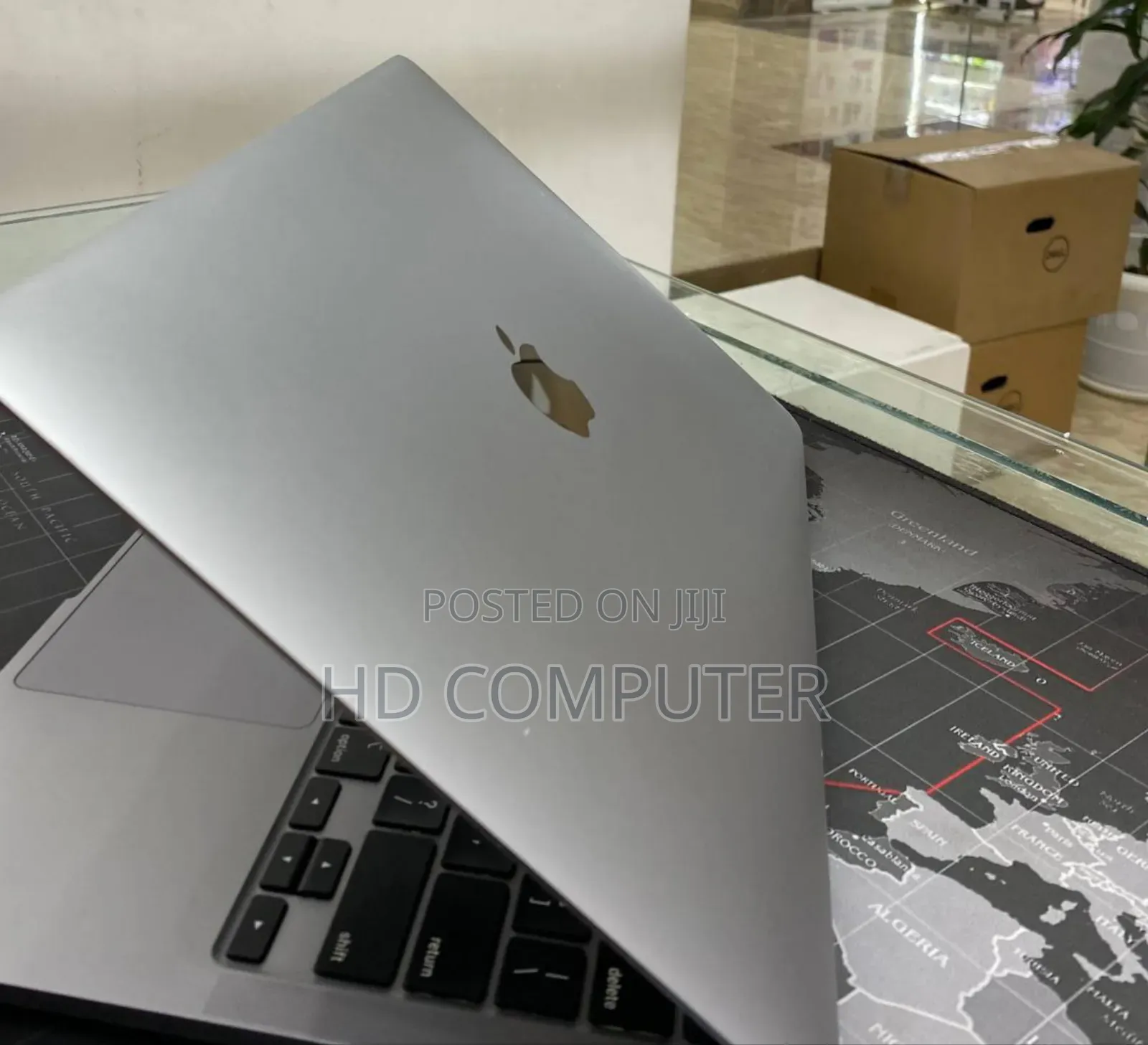 New Laptop Apple MacBook Pro M1 8GB Apple M1 SSD 256GB