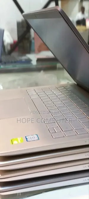 New Laptop HP Pavilion 15 8GB Intel Core I5 SSD 512GB