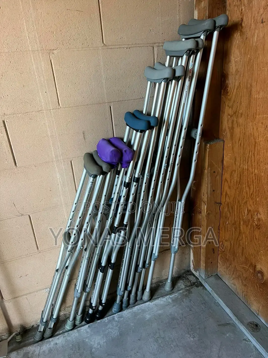 Corrosive Resistant Crutches፻髡underarm Crutches Are Ideal