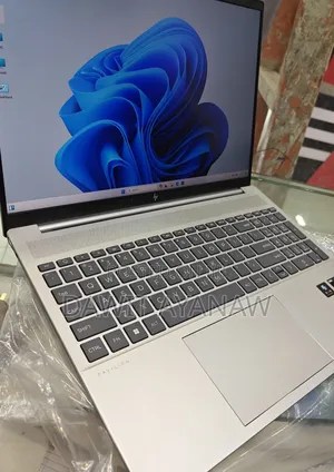 New Laptop HP Pavilion 15 16GB Intel Core I5 SSD 1T