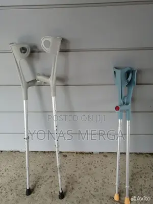 Photo - Elbow Crutches፸黏ortonyx Forearm Crutches for Adults 1 Pair