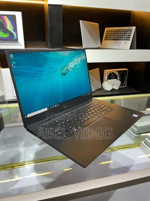 Photo - New Laptop Dell 16GB Intel Core I7 SSD 512GB