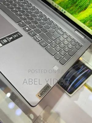 New Laptop Lenovo Yoga 7i 16GB AMD Ryzen 5 SSD 512GB