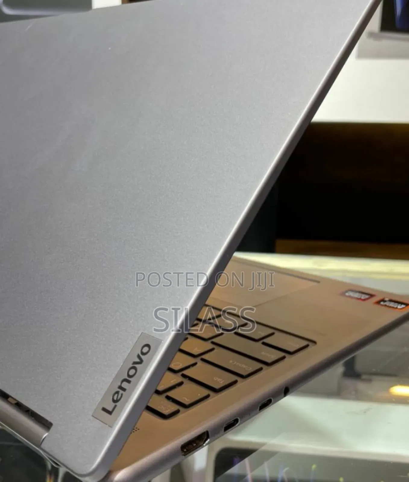 New Laptop Lenovo Yoga 2 8GB AMD Ryzen 5 SSD 512GB