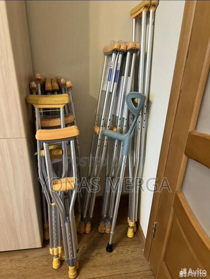 Bilateral Crutches፳孬breg Crutche Alum Push Button Adult Part