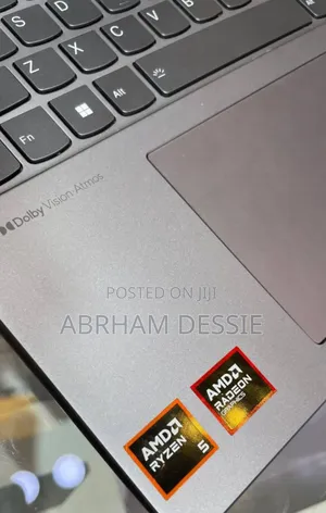 New Laptop Lenovo Legion 5 8GB Intel Core Ultra 5 SSD 512GB