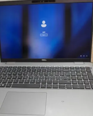 New Laptop Dell Latitude 15 3560 16GB Intel Core I7 SSD 512GB