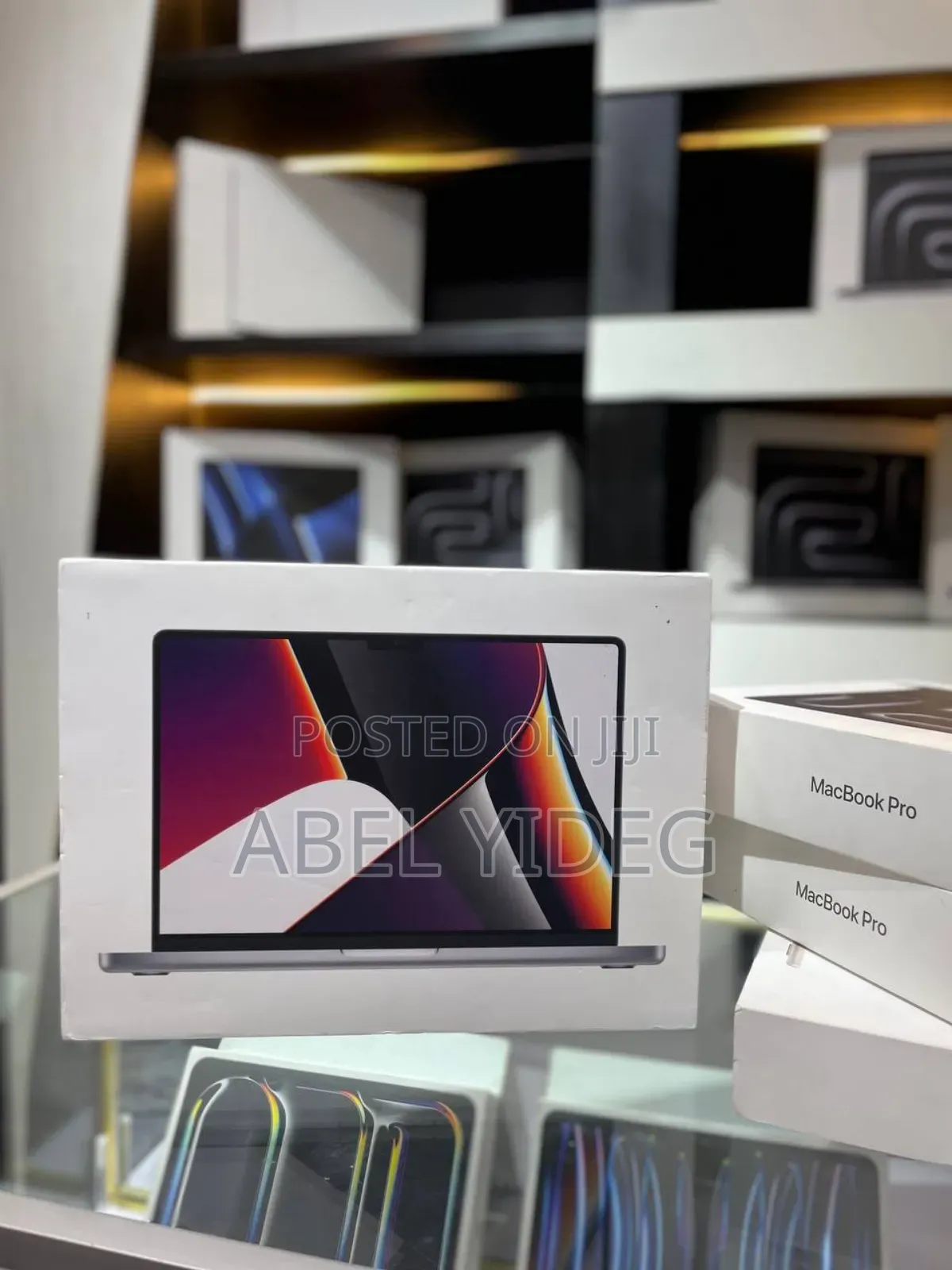 New Laptop Apple MacBook Pro 16GB Apple M1 Pro SSD 512GB