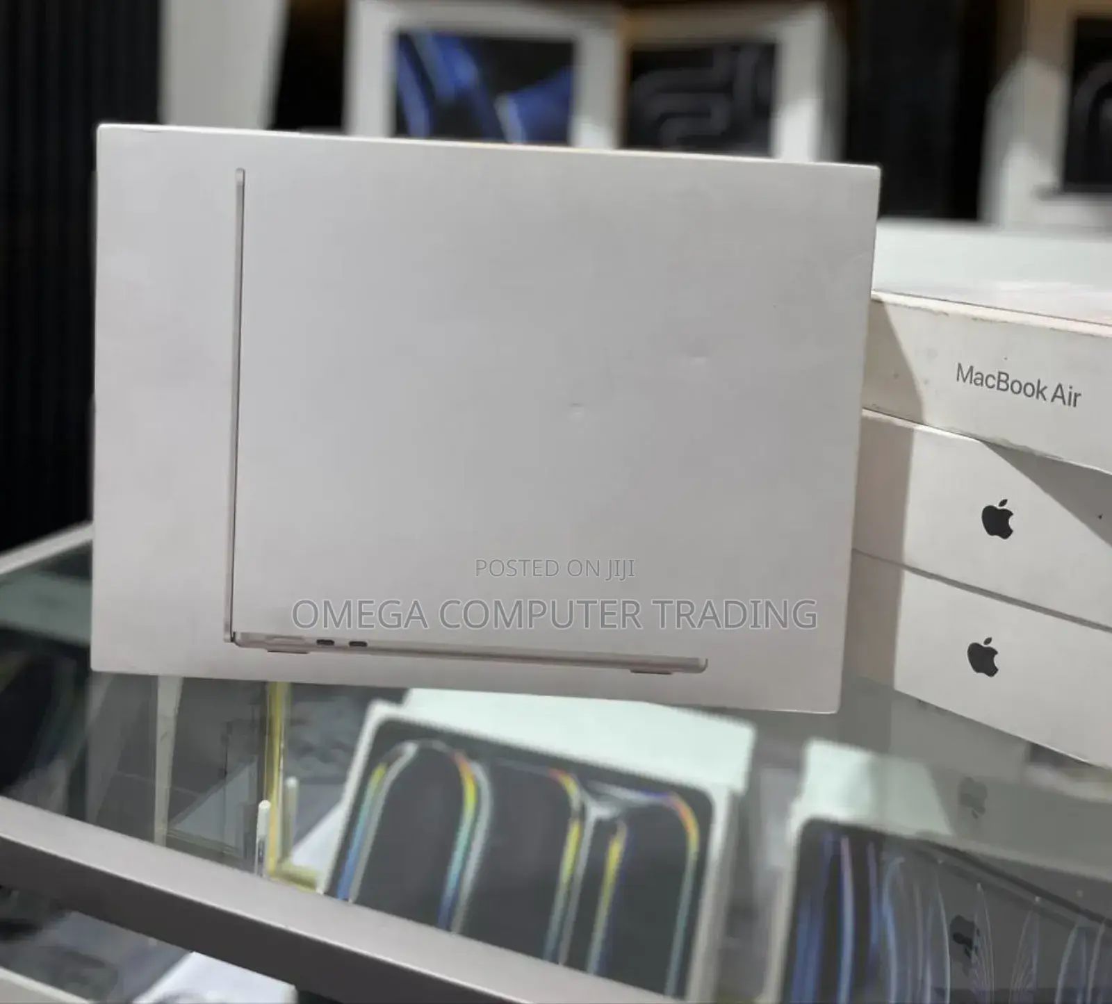 New Laptop Apple MacBook Pro 2024 M4 Pro 16GB Apple M4 SSD 256GB