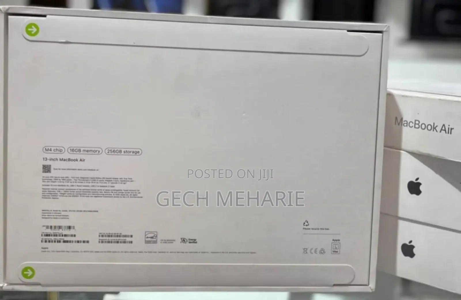 New Laptop Apple MacBook Air 2024 M3 13-Inch 16GB Apple M4 SSD 256GB