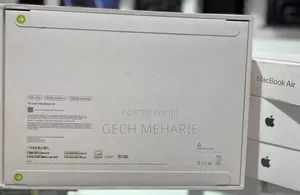 New Laptop Apple MacBook Air 2024 M3 13-Inch 16GB Apple M4 SSD 256GB