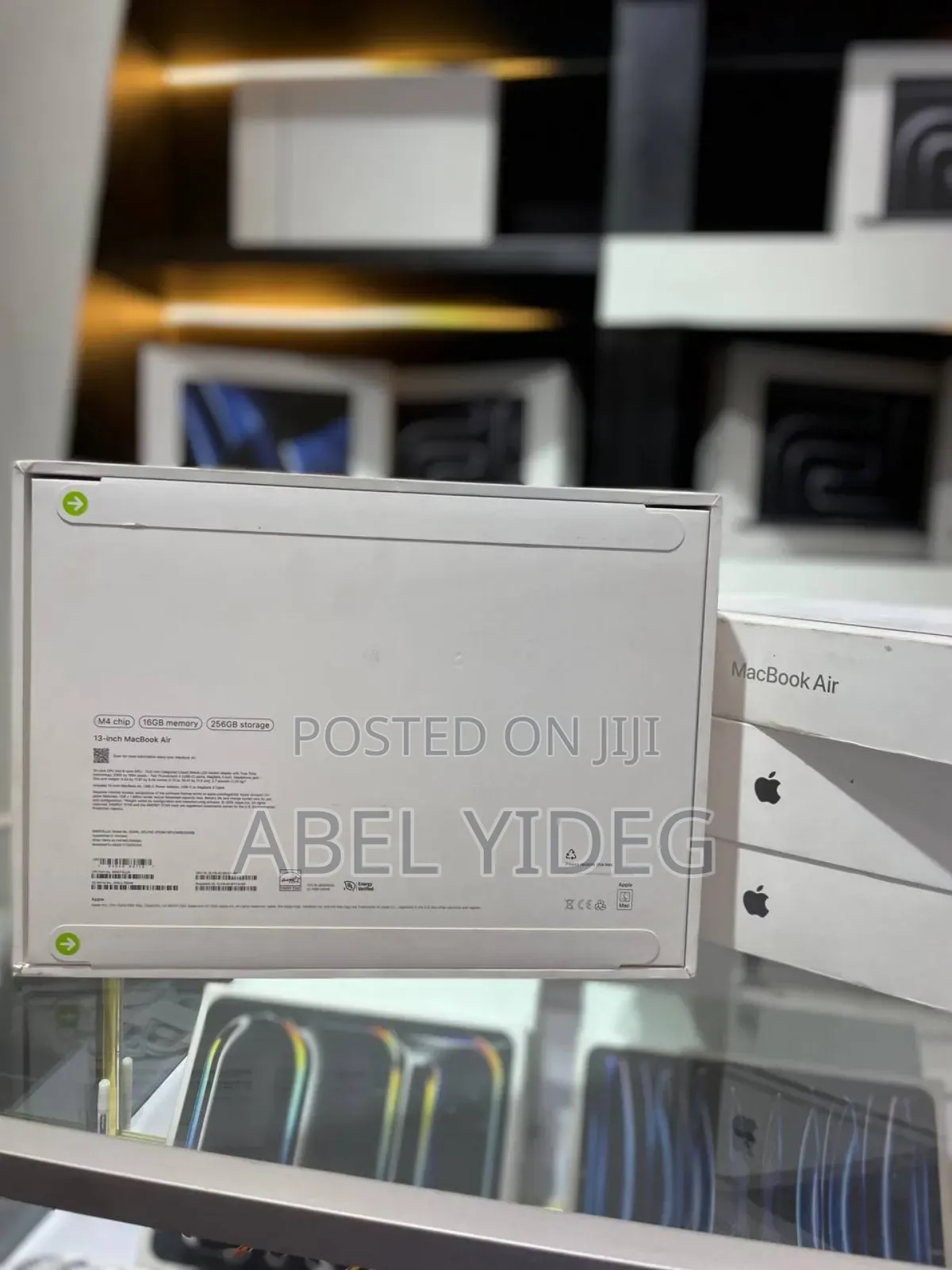 New Laptop Apple MacBook Air 16GB Apple M4 SSD 256GB