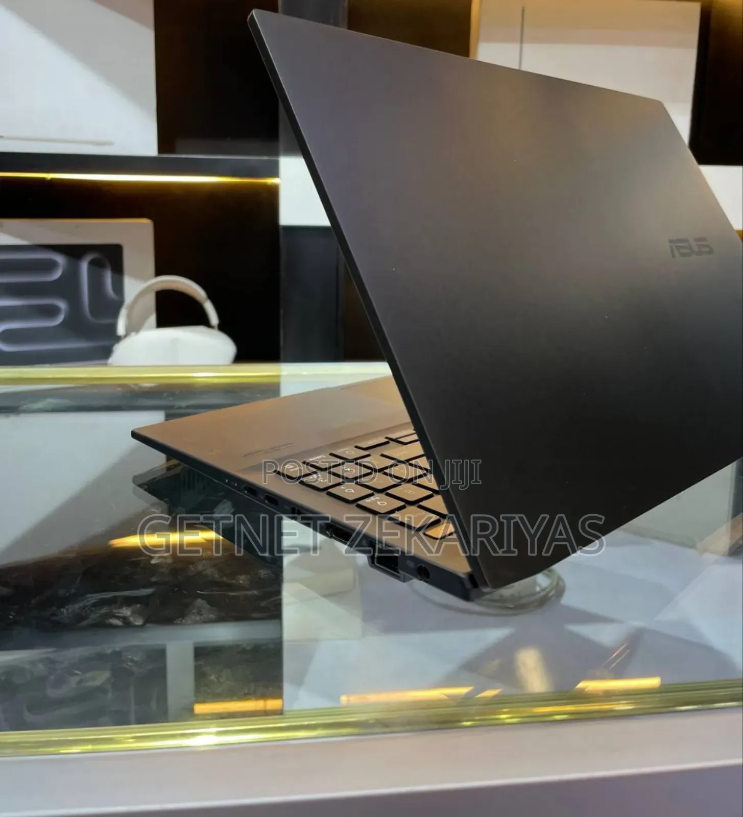 New Laptop Asus 16GB Intel Core I7 SSD 1T