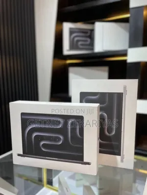 New Laptop Apple MacBook Pro 2024 M4 14-Inch 48GB Apple M4 SSD 512GB