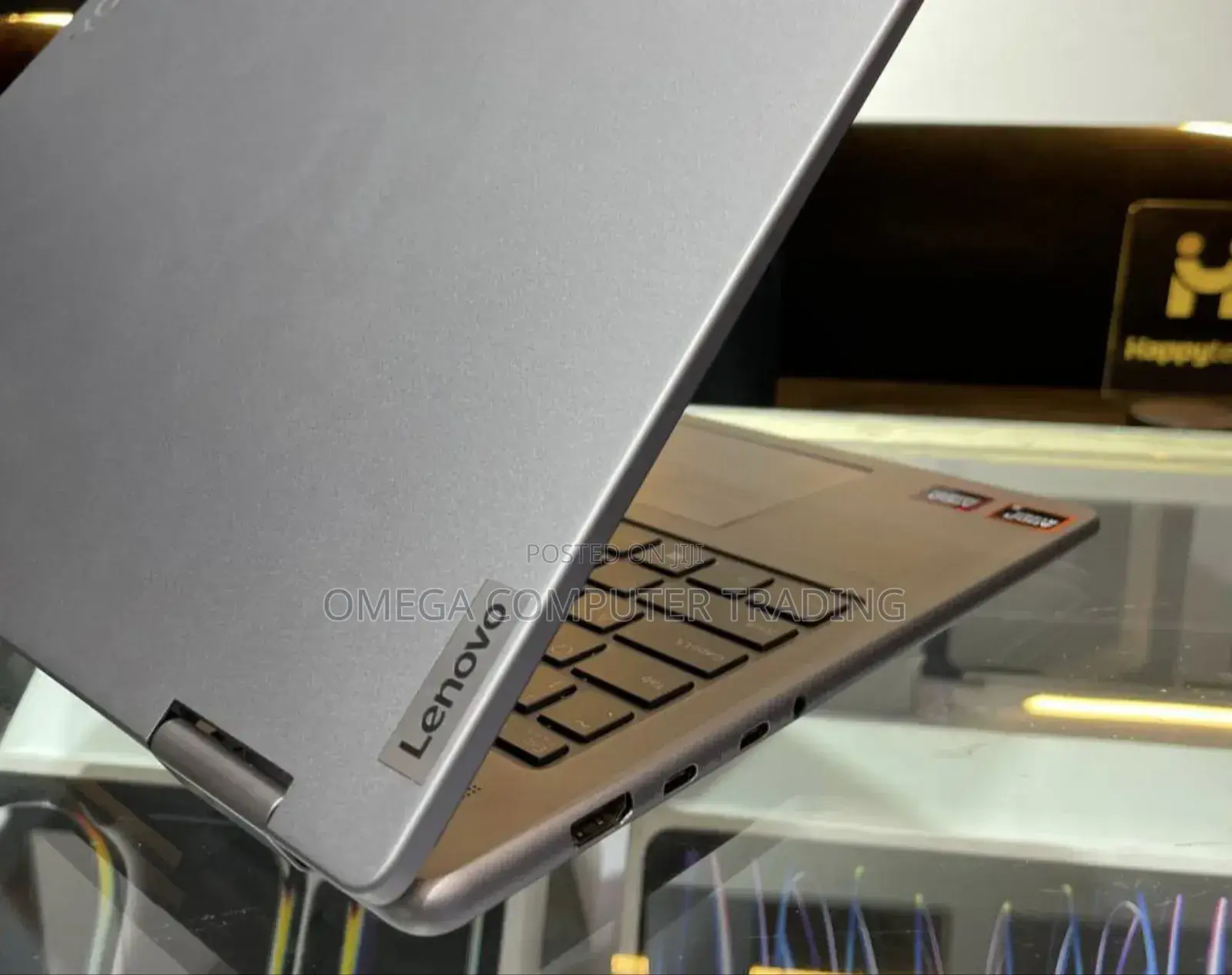 New Laptop Lenovo Yoga 710 8GB AMD Ryzen 5 SSD 512GB