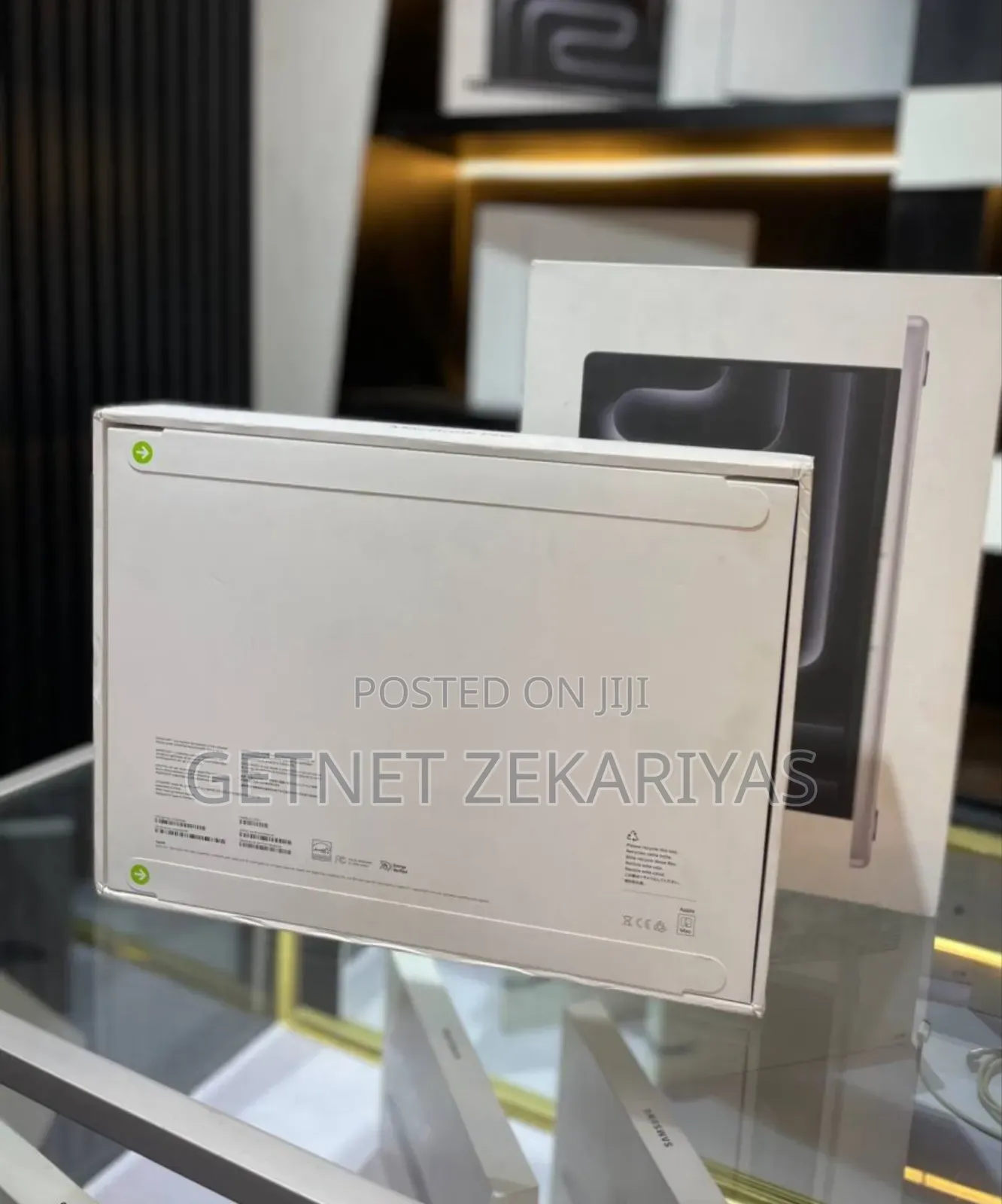 New Apple MacBook Pro 2024 M4 14-Inch 16GB Apple M4 Pro SSD 512GB