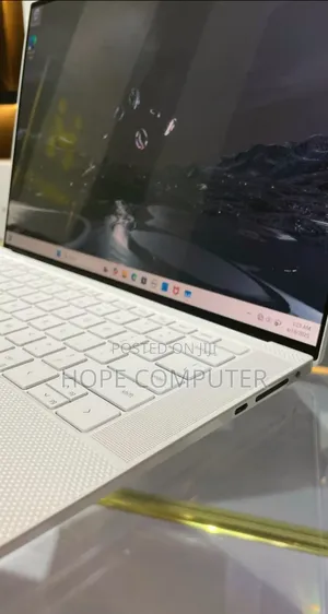 Photo - New Laptop Dell XPS 15 9510 16GB Intel Core I7 SSD 1T