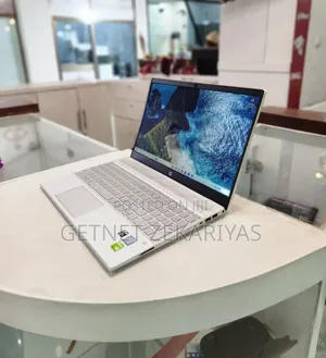 New Laptop HP Pavilion 15 8GB Intel Core I5 HDD+SSD 128GB