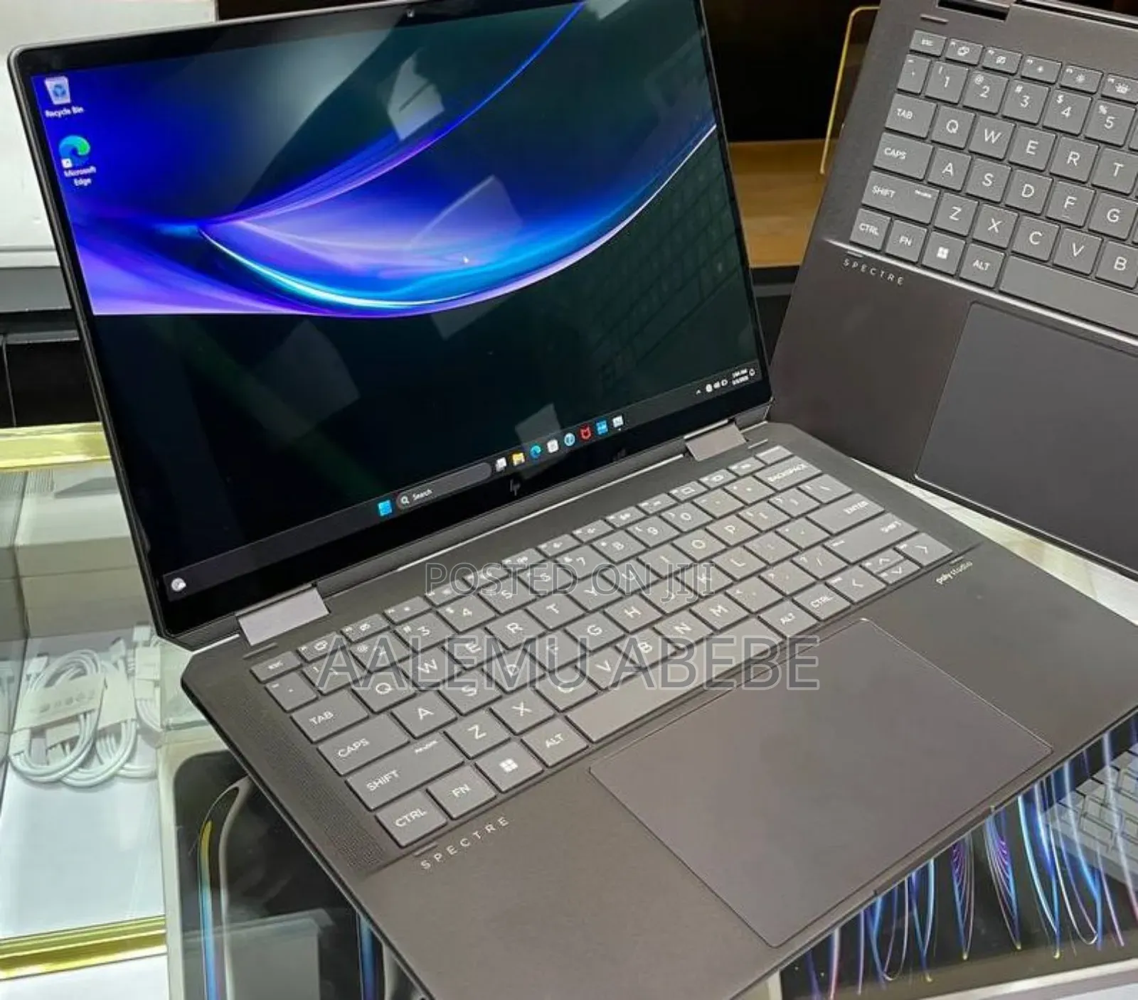 New Laptop HP Spectra 13 16GB Intel Core Ultra 7 SSD 1T