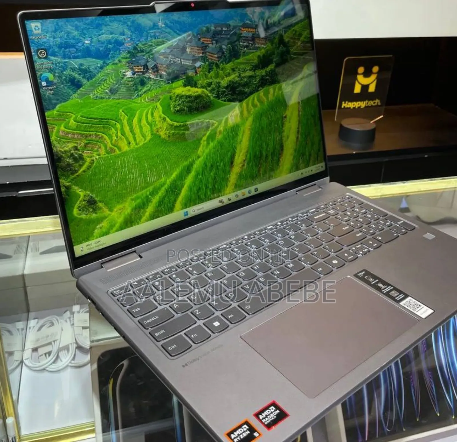 New Laptop Lenovo 8GB AMD Ryzen 5 SSD 512GB
