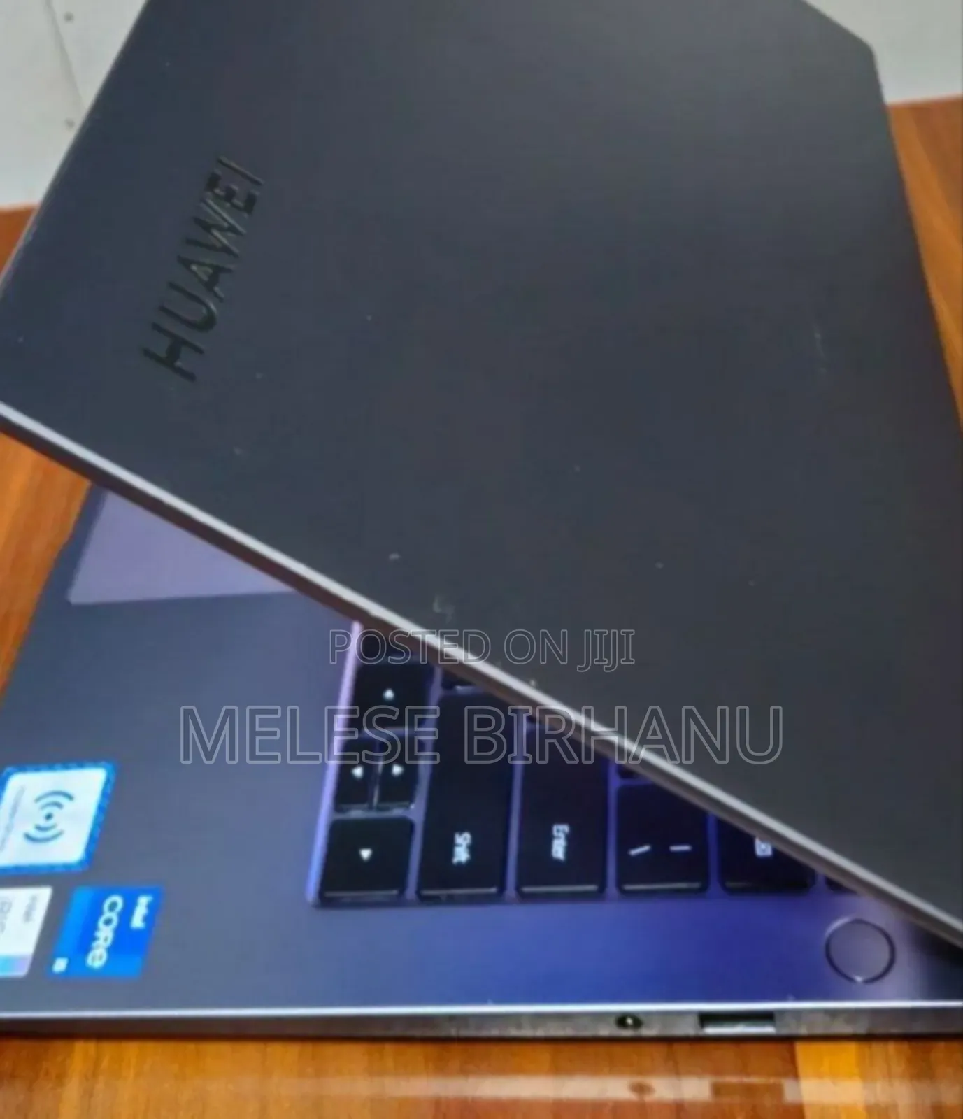 New Laptop Huawei MateBook 13 WRT-W19E 8GB Intel Core I5 SSD 512GB