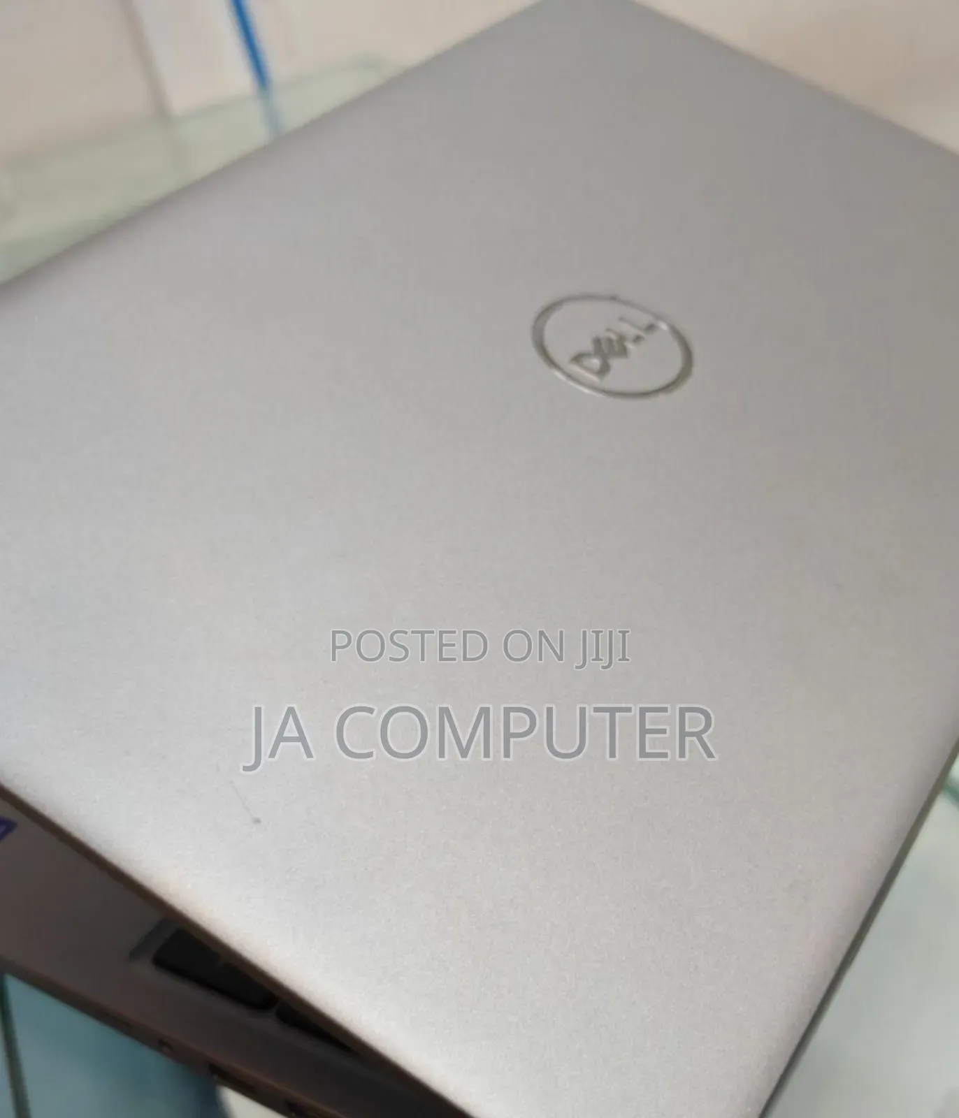 New Laptop Dell 16GB Intel Core I7 SSD 512GB