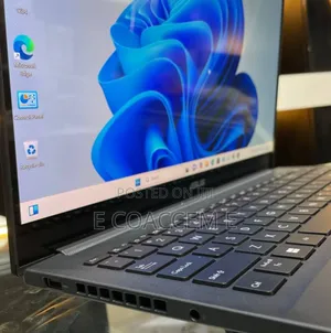 Photo - New Laptop Asus 16GB Intel Core I9 SSD 1T