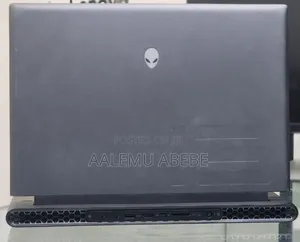 New Laptop Alienware M17x R2 16GB Intel Core I9 SSD 1T