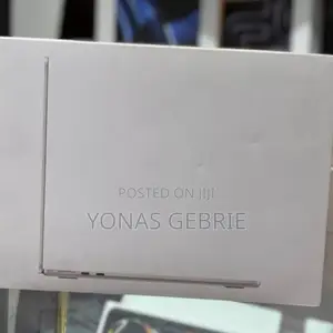 New Laptop Apple MacBook Air 16GB Apple M4 SSD 256GB