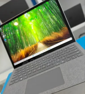 Photo - New Laptop Microsoft Surface 16GB Intel Core I7 SSD 512GB