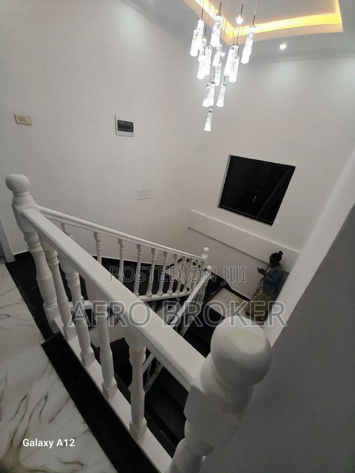 Furnished 8bdrm House in Lafto Compound for sale