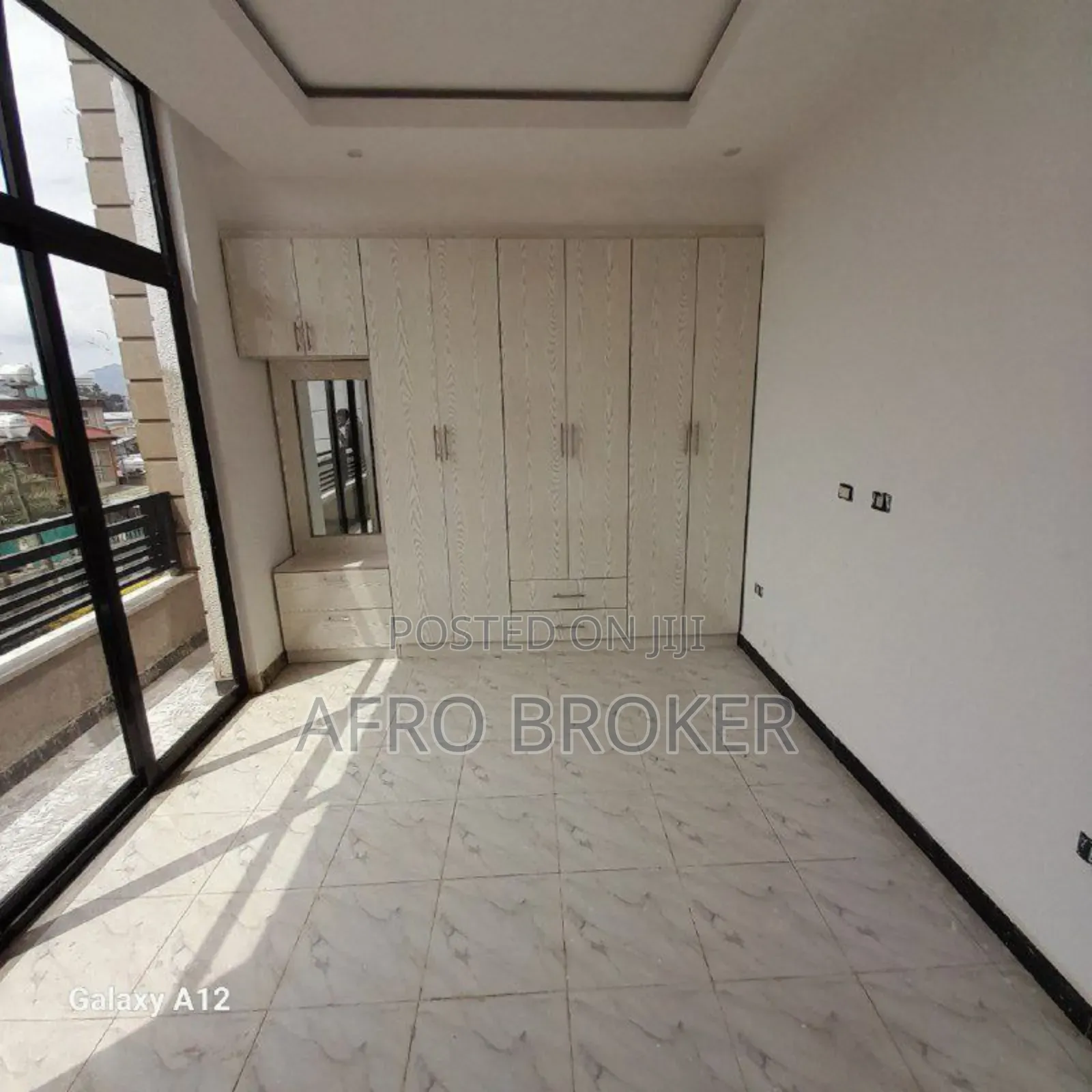 Furnished 8bdrm House in Lafto Compound for sale