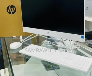 New HP 200 G4 22 All-in-One 8GB Intel Core I7 SSD 512GB