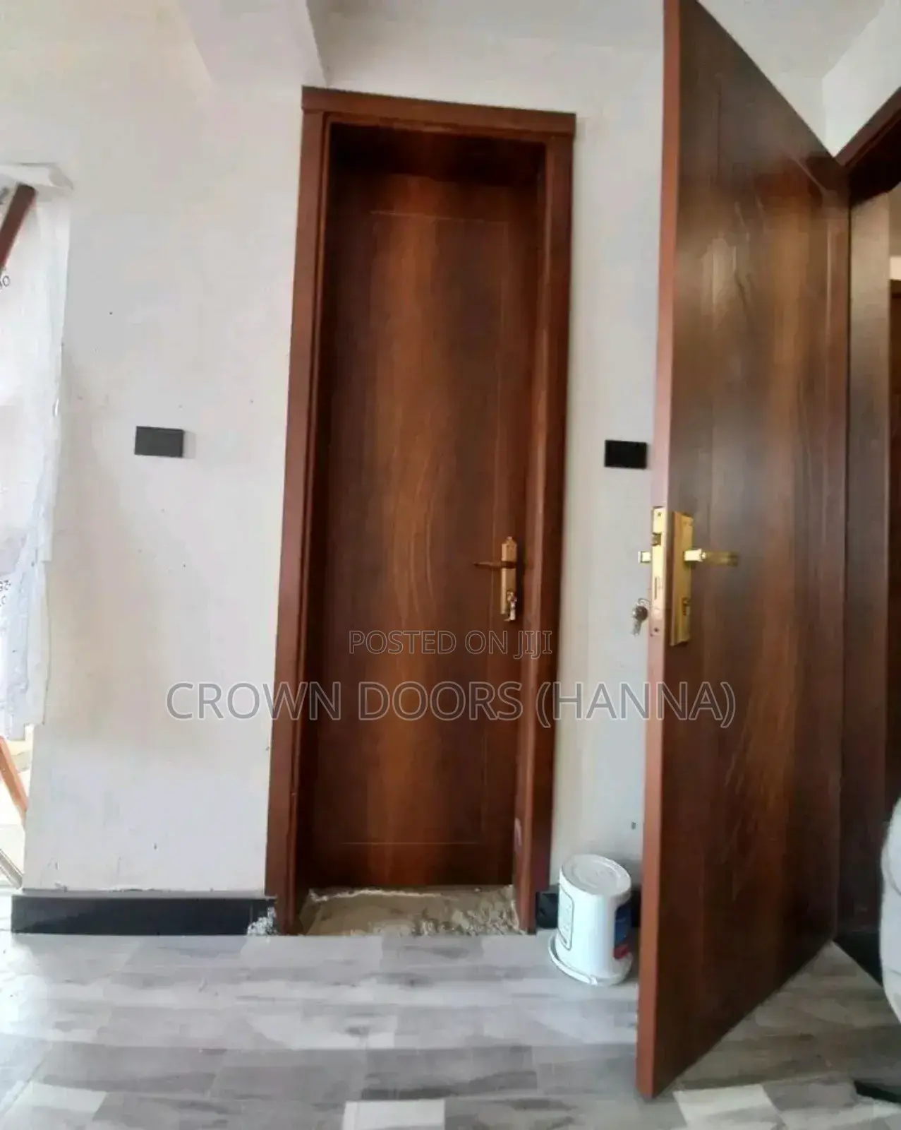 Crown Engineered Wooden Door Made Of Natural Stone Ch.Com