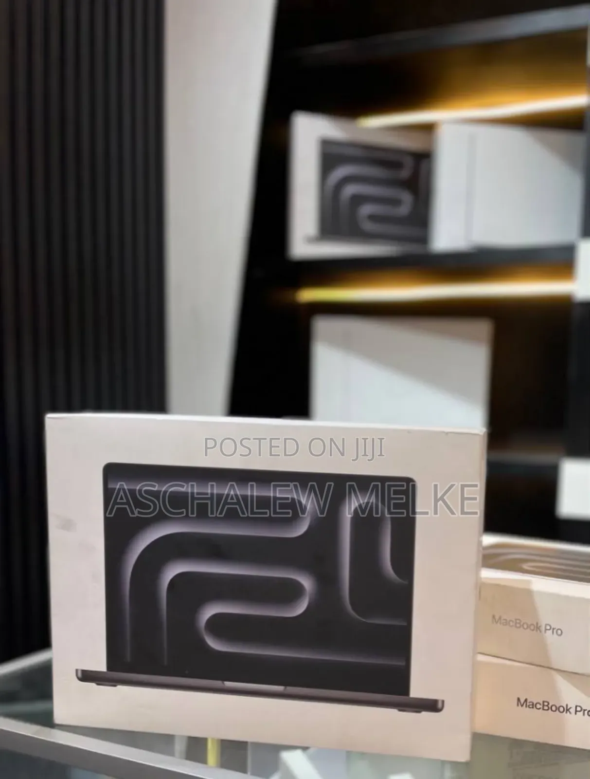 New Apple MacBook Pro 2024 M4 14-Inch 16GB Apple M4 Pro SSD 512GB